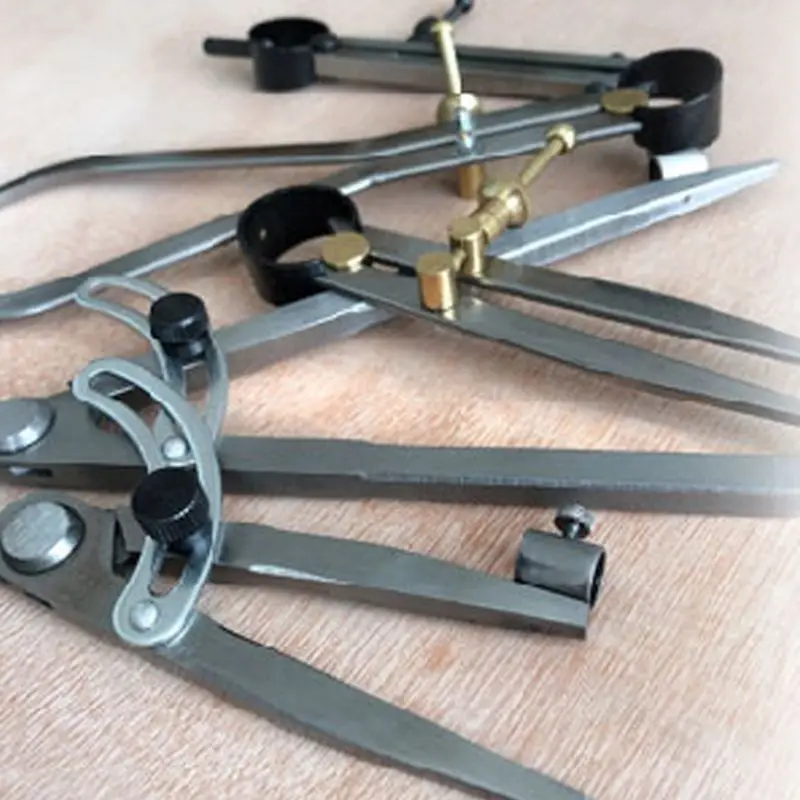 

100-300mm Wing Divider Leather Smooth Rotating Scratch Adjustable Width DIY Tool