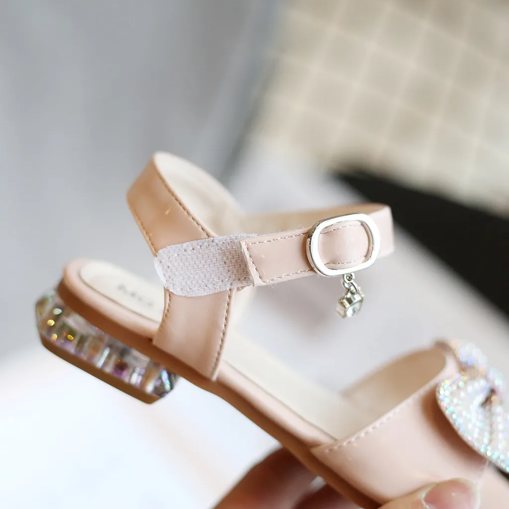 

2020 Baby Girl Sandals Luxury Cute Pink Bling Shiny Rhinestone Toddler Girls Party Dance Shoes Kids Flat Sandalias Infantil Rosa