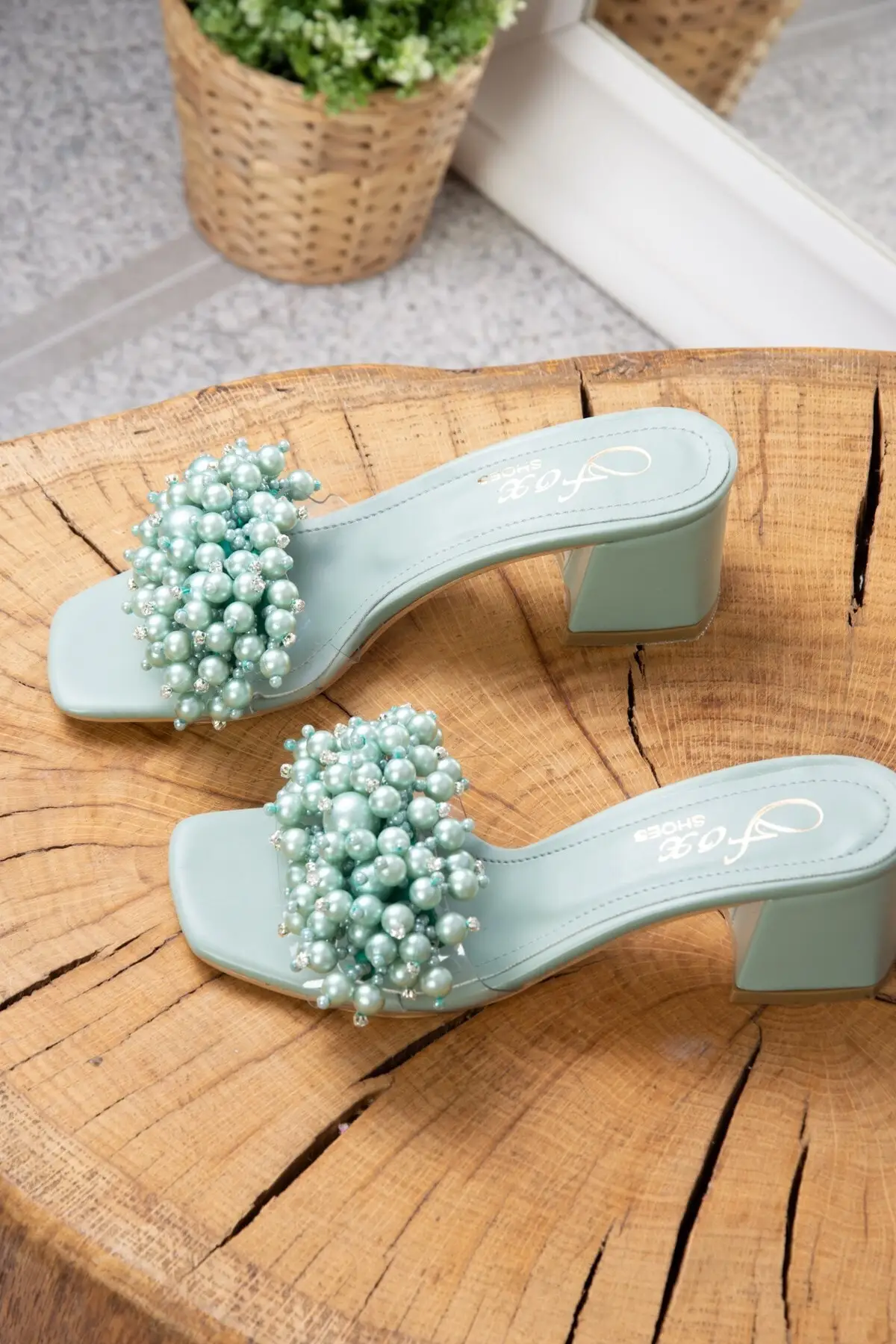 

Women's Single Green Belt Bocukl Thick Heels Slippers Women's Slippers 2021 Fashion