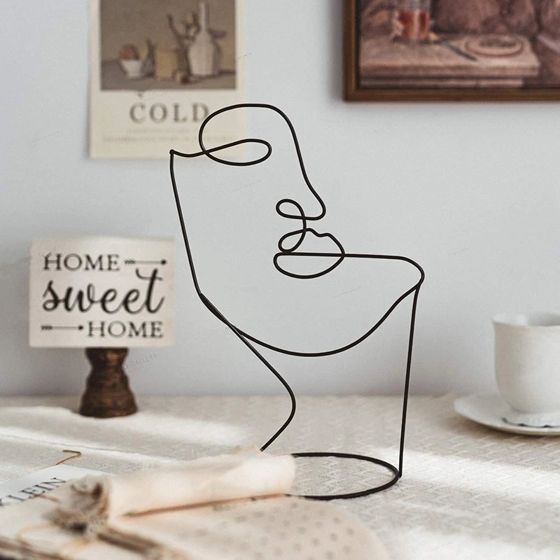 

Modern Abstract Face Metal Line Figure Art Face Outline Geometric Hat Cap Stands Rack Wigs Holder Tabletop Display Stand