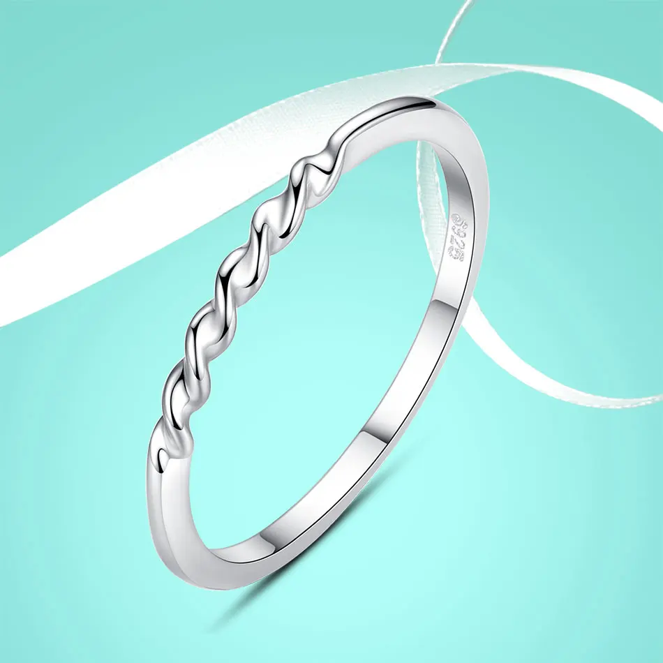 Женское кольцо из серебра 925 пробы с волнистой лентой | Украшения и аксессуары