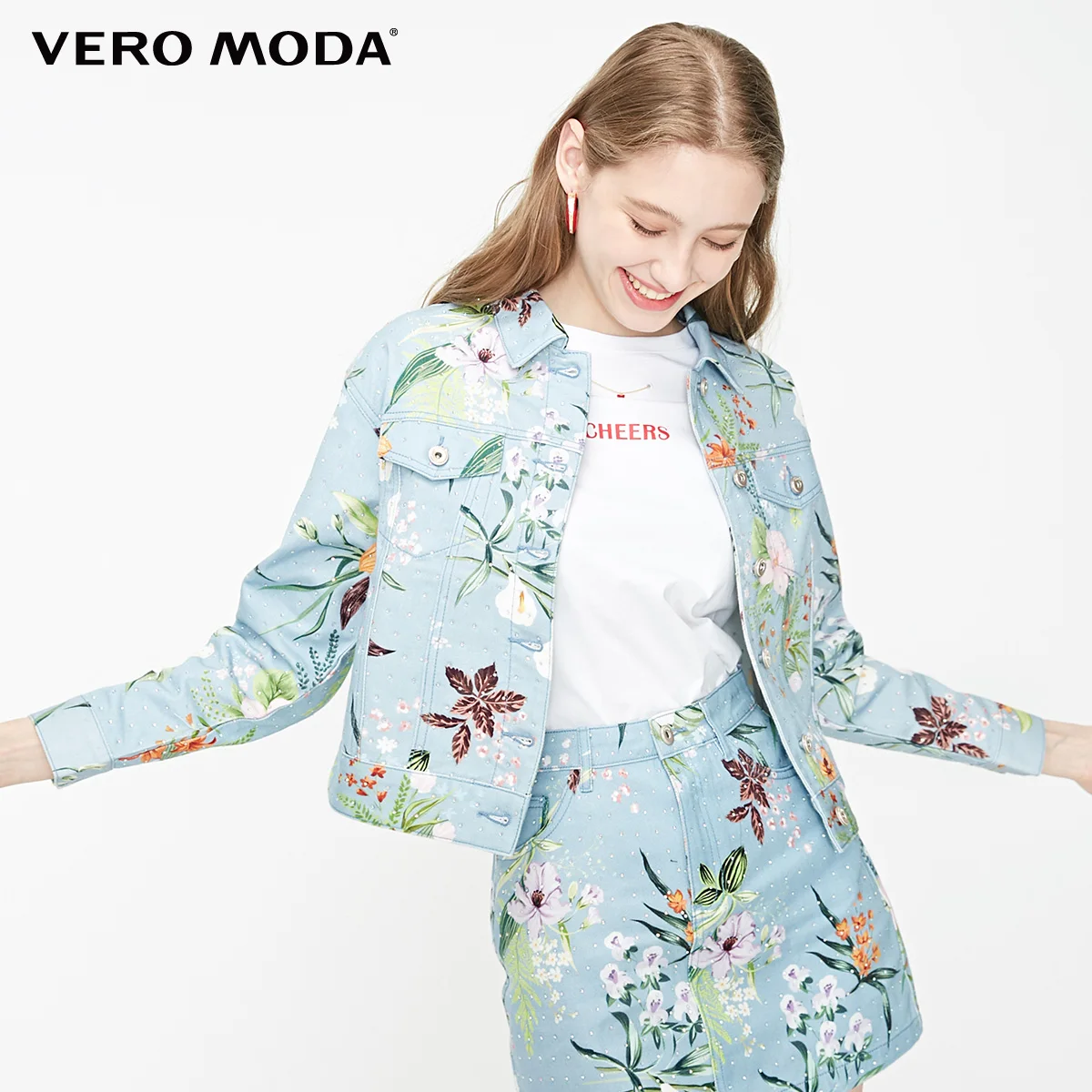 Lt. blue denim Vero Moda женская джинсовая куртка из хлопка с принтом, стразы | 319257508 - Цвет: Lt. blue denim