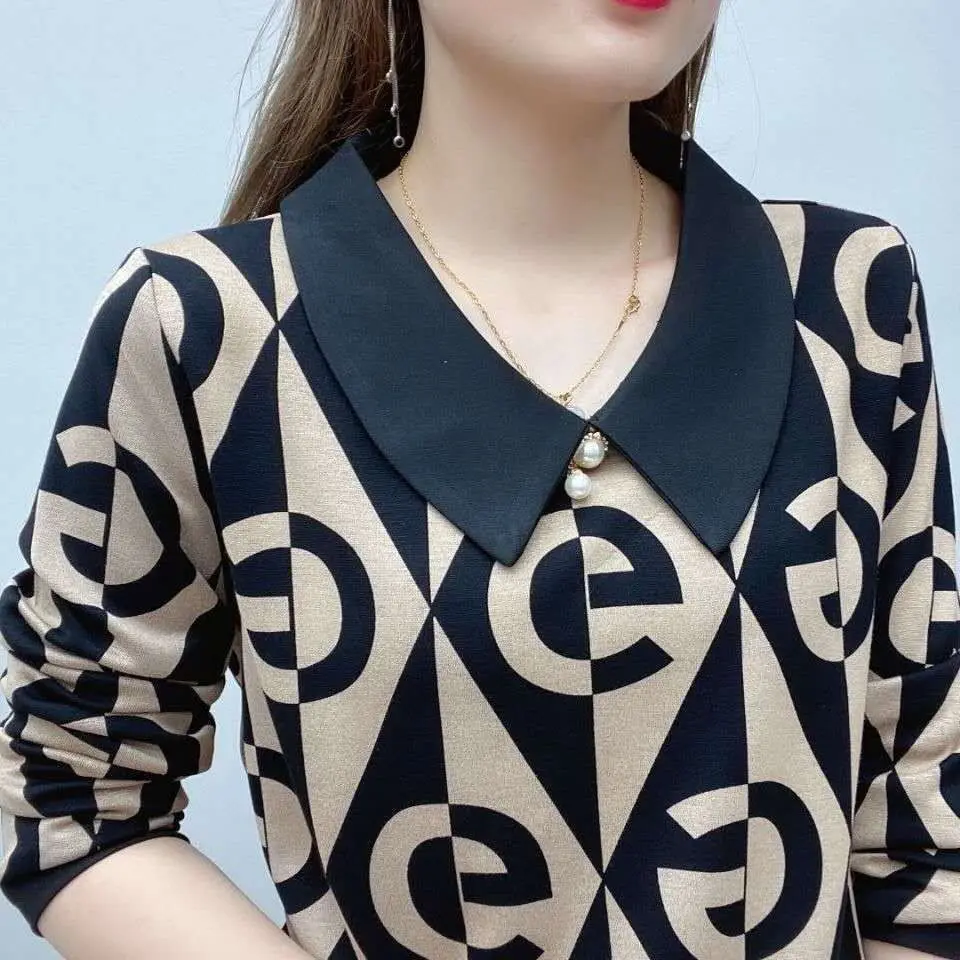

Single layer / mom's 2021 spring and autumn new middle-aged and old women's fashion long sleeve T-shirt bottomed blouse