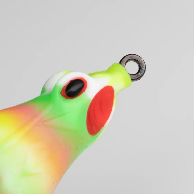Мягкая рыболовная приманка Лягушка 10 г 55 см с металлическими блестками