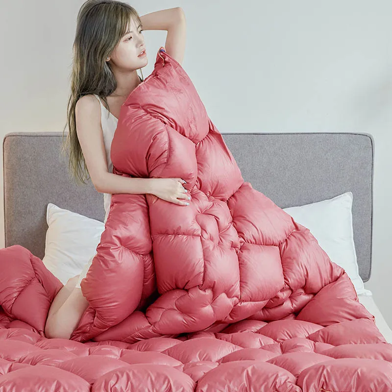 Утепленное одеяло на весну осень зиму теплое для дома и общежития комфортное