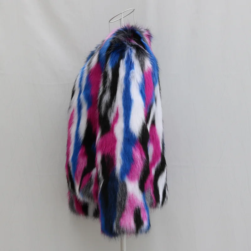 Куртка женская короткая из искусственного меха приталенная искусственный мех