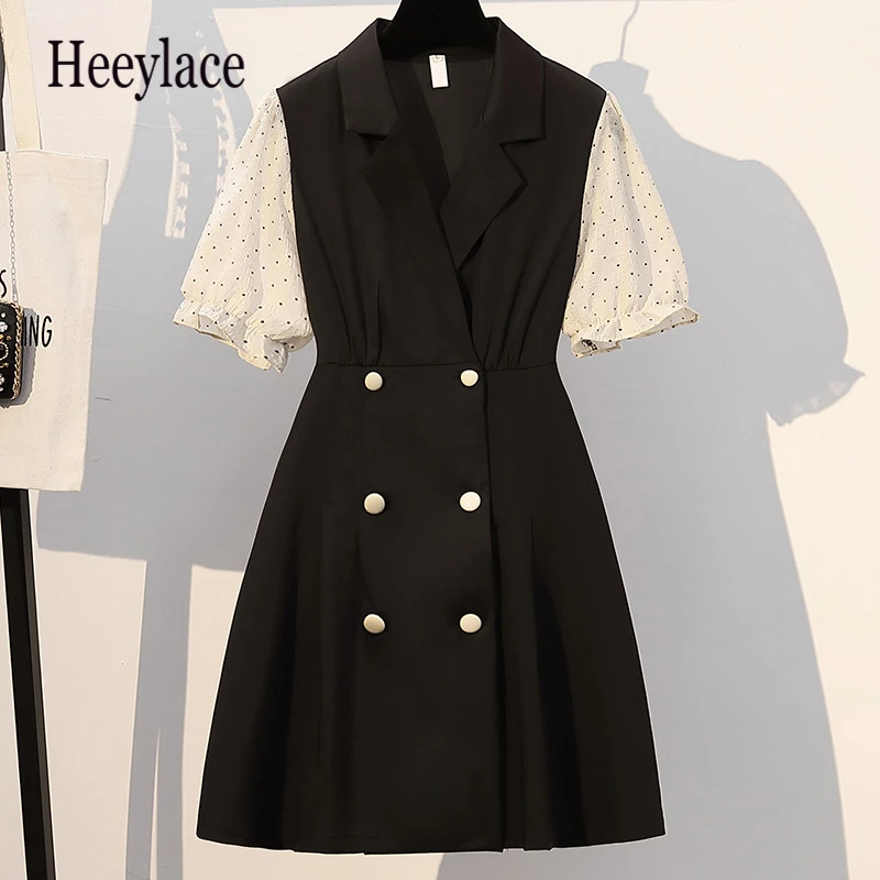 

Женское платье-блейзер в горошек, черное ТРАПЕЦИЕВИДНОЕ ПЛАТЬЕ составного кроя с отложным воротником и коротким рукавом, лето 2022