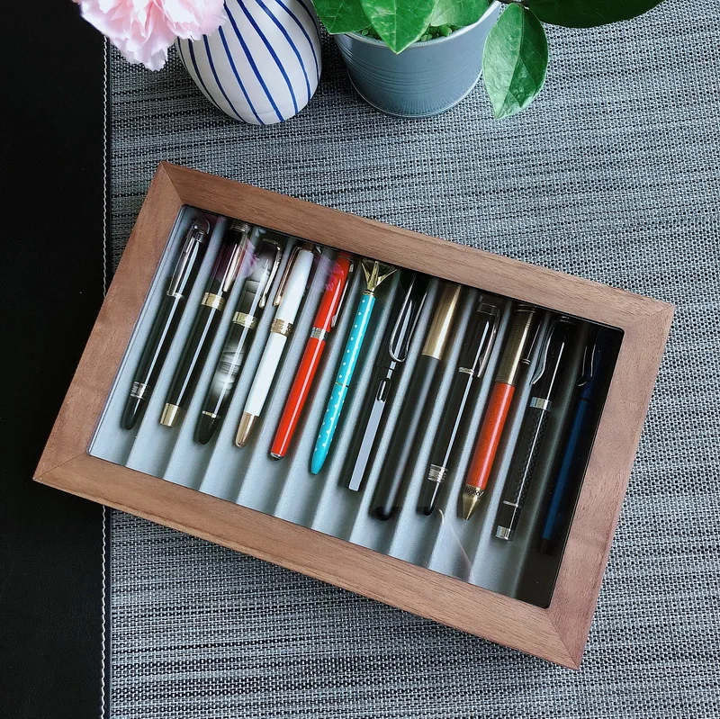 Tanie Wysokiej Jakości Schowek Na Długopisy Wieczne Drewniane Pudełko Wystawowe W Kolorze Palisandru, Pudełko Na Długopis Tanie Wysokiej Jakości Schowek Na Długopisy Wieczne Drewniane Pudełko Wystawowe W Kolorze Palisandru, Pudełko Na Długopis
