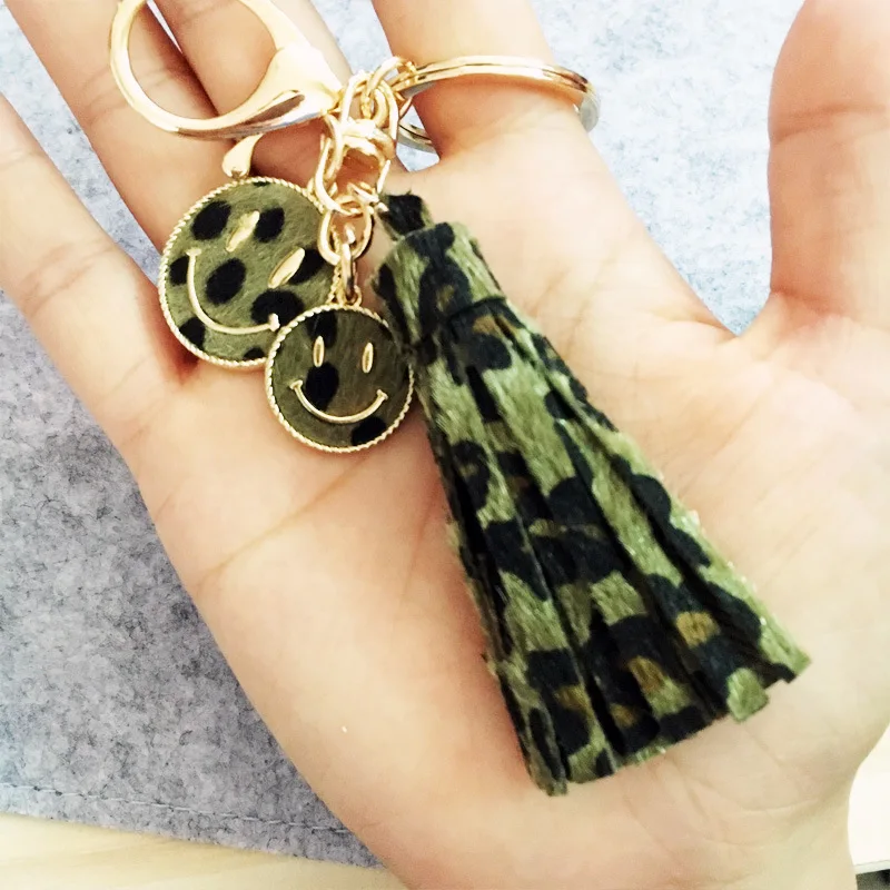

Leopard Grain Smiling Face Keychain Fashion Tassel Pompon Women Bag Accessories Car Key Pendant Couple's Charm Keyring Gift New