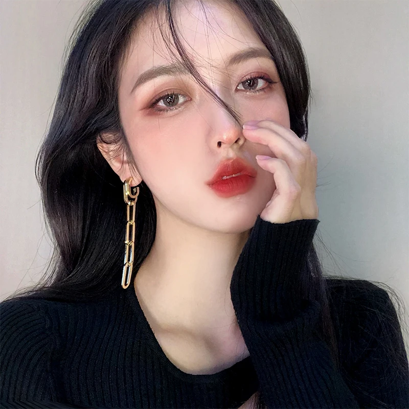 Серьги с кисточками и цепочкой новинка 2020 модные простые серьги в холодном стиле