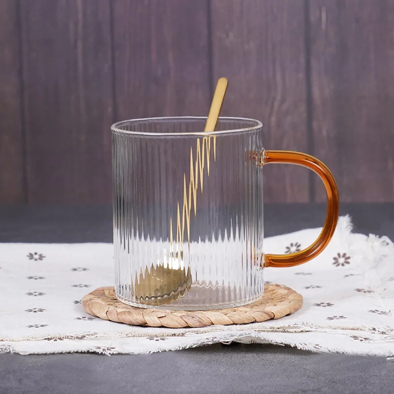 Кружка для пива с вертикальным узором 250-300 мл легкая Роскошная термостойкая