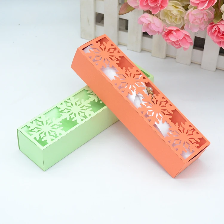 7 дюймов Высокое качество лазерной резки снежинки коробки для свадебного