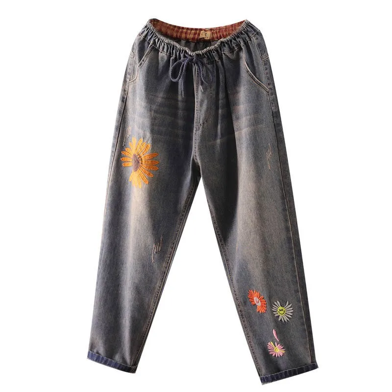

2020 Spring Autumn New Arts Style Women Elastic Waist Loose Casual Cotton Denim Pants Floral Embroidery Vintage Jeans M321