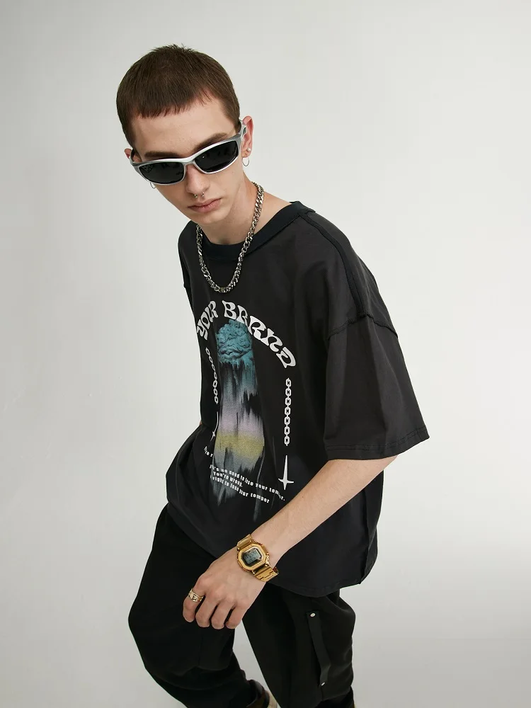 

Spring and summer new sculpture quicksand printing loose short-sleeved T-shirt men 2021