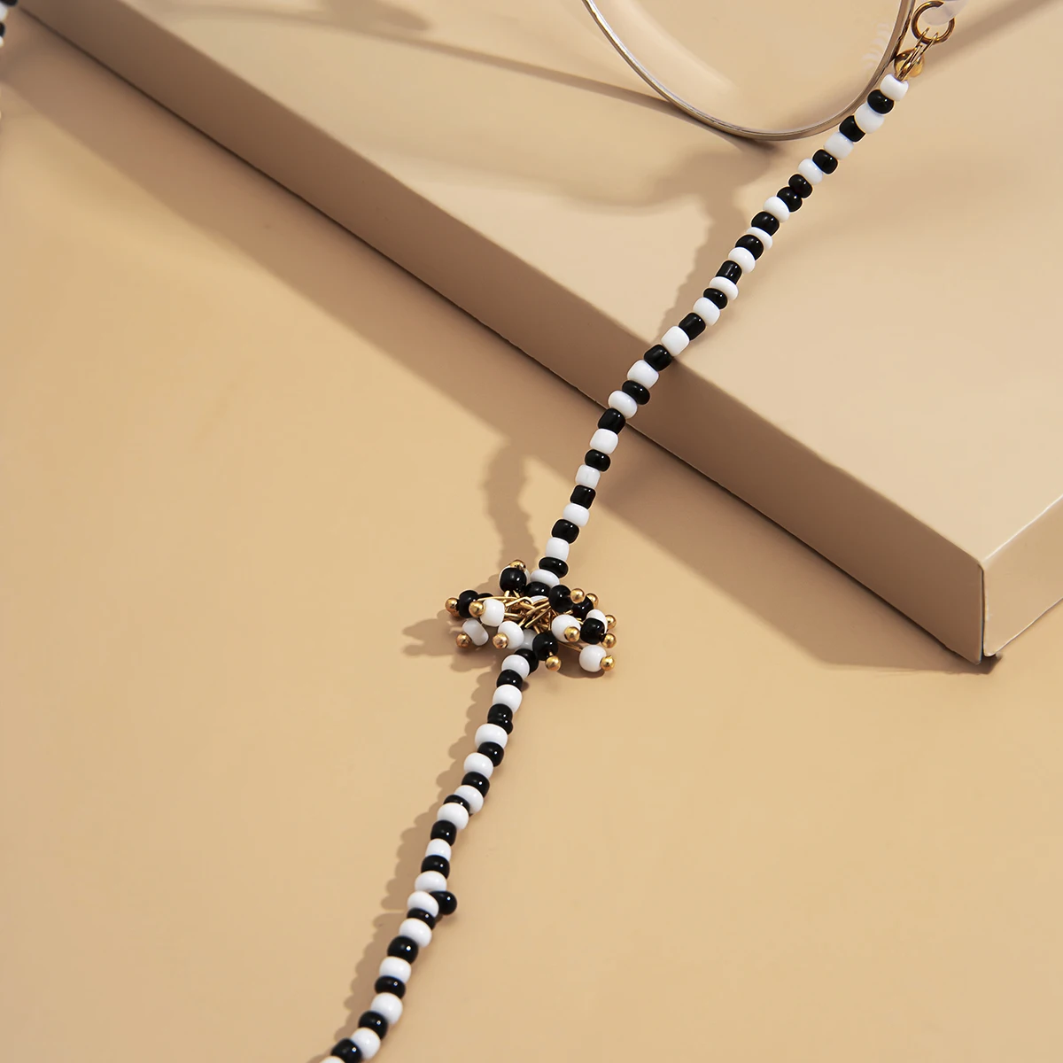 

New Fashion Reading Glasses Chain Black & White Beads Eyeglass Sunglasses Spectacle Cord Neck Strap String Mask Chain Eyewear