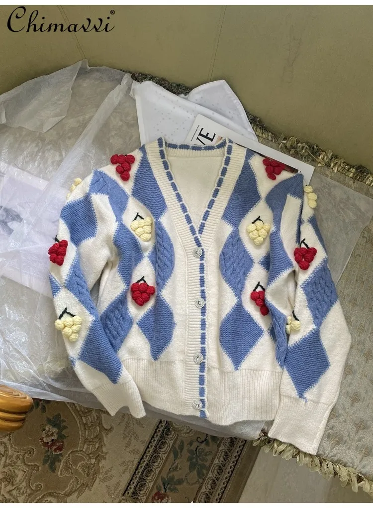 

2021 Autumn Winter Sweater New Korean Fashion Long Sleeve Baggy Coat Women's Exquisite Flowers Decorate Sweet Knitted Cardigan