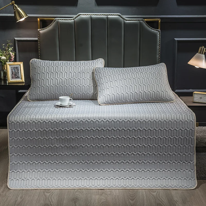 

Thick Latex Quilting Bed Mat Soft Comfortable Summer Cool Sleeping Mat Non-slip Bed Protective Pad for Children Adults