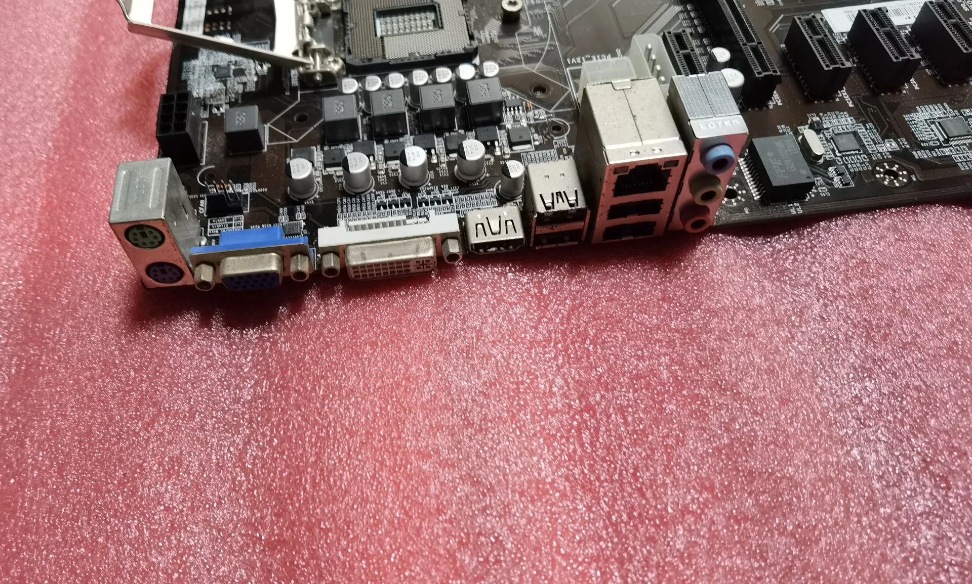 Материнская плата H81P BTC 6GPU 6PCI E LGA 1150 H81 PRO|Материнские платы| |