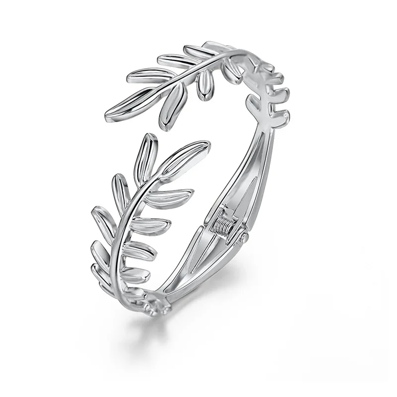 

Ladies gift Simple wild leaf opening boutique spring bracelet, Bracelet for women