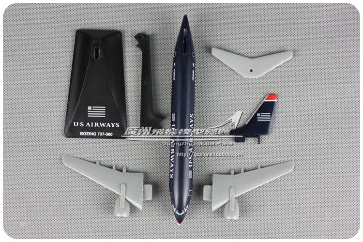 

17cm USA Airline 1:200 Scale Plastic Assembly Plane Model American Airlines US Boeing B737 Airplane Model Aircraft Model