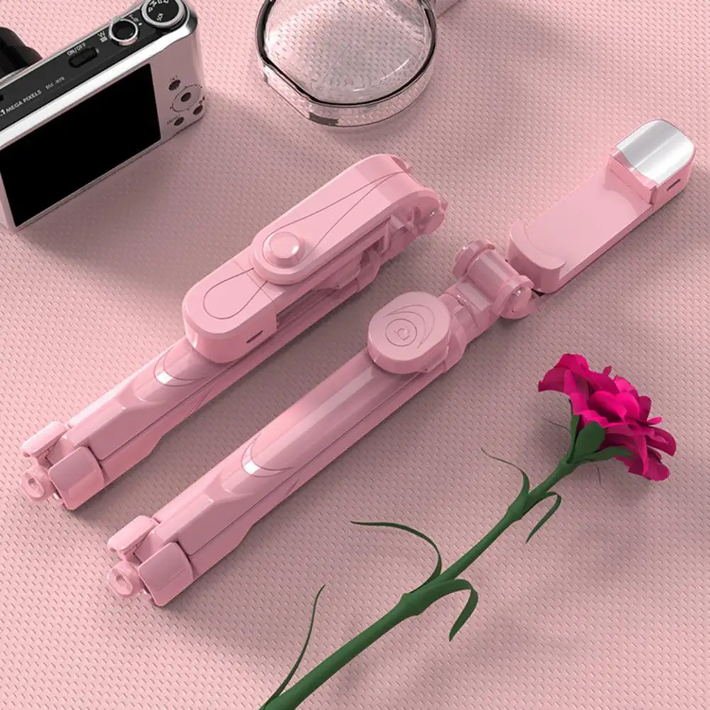 

XT05 Bluetooth Phone Holder Tripod Selfie Stick Fill Light for Live Streaming