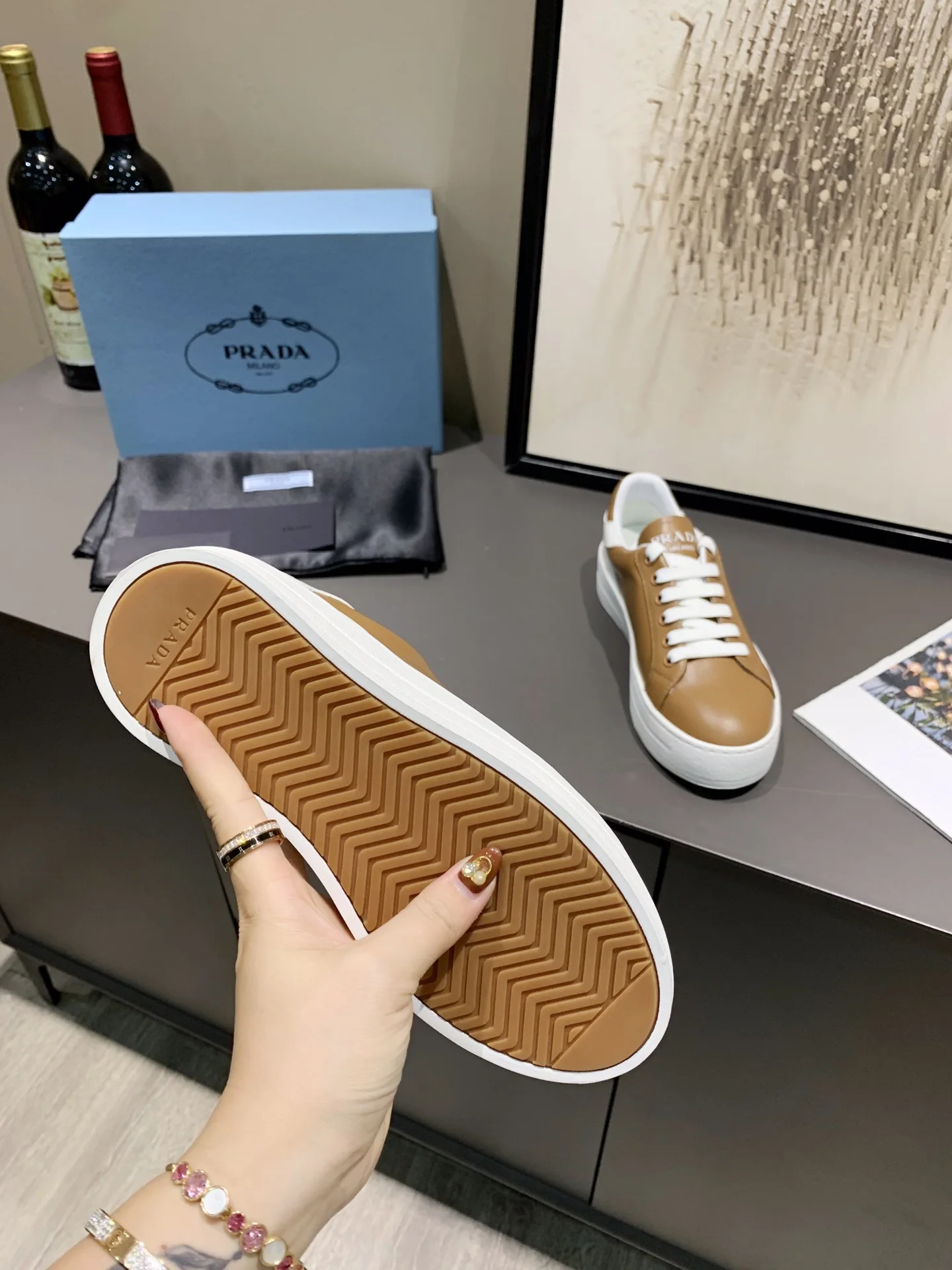 

New fashion trend in spring and summer of 2021 brown leather lace up flat soled shoes thick soled women's leisure sports shoes