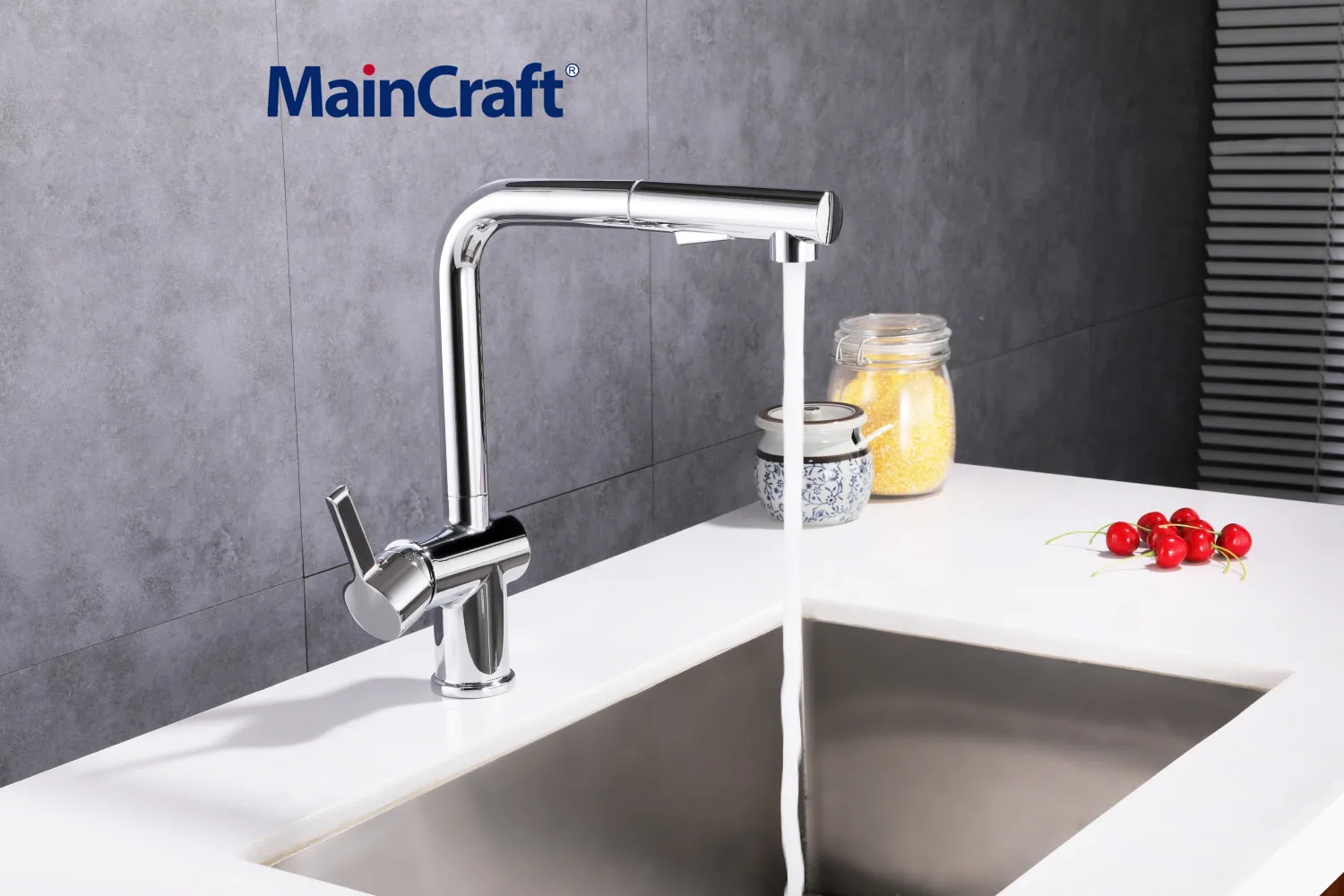 Смеситель для кухни серебристый с одной ручкой выдвижной кухонный драконий