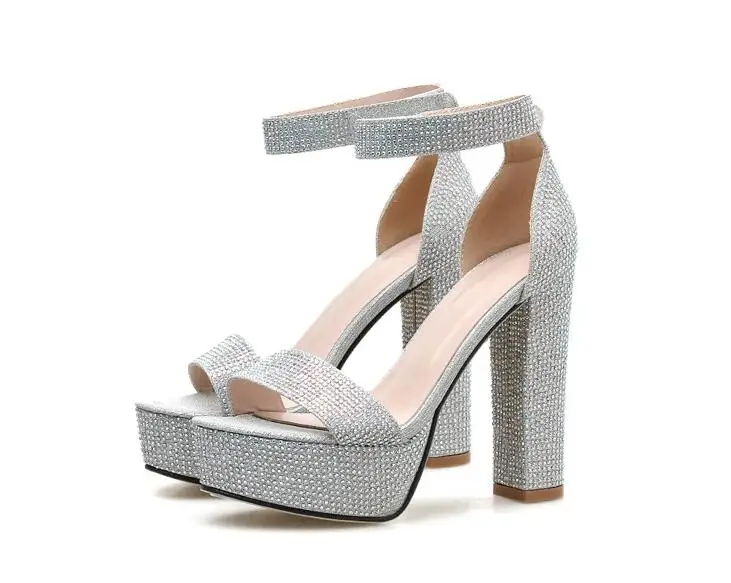 Весна/Лето 2020 женские ботинки на толстом каблуке Стразы босоножки