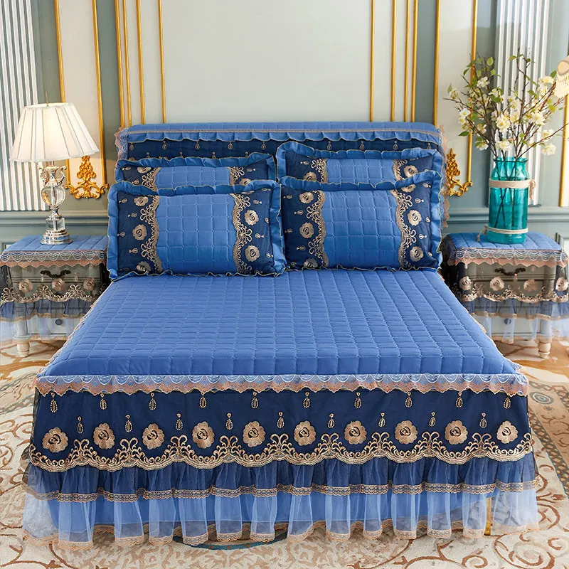 Покрывало свадебное кружевное с начесом королева король длинная юбка оборками