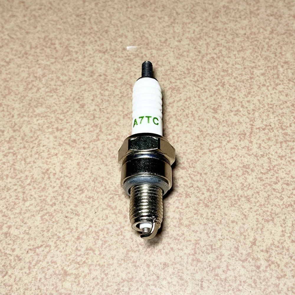 Свеча зажигания A7TC для 4-х тактных двигателей 139QMB 139FMB ATV (50-150СС) KWITE M10 (шестигранник