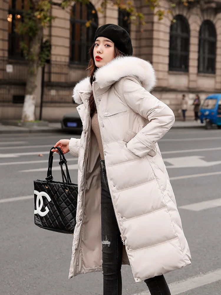 Женский пуховик средней длины приталенное пальто с большим воротником из