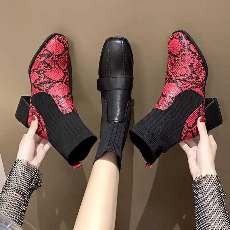 Новые брендовые осенние носки на толстом каблуке с острым носком женские тонкие