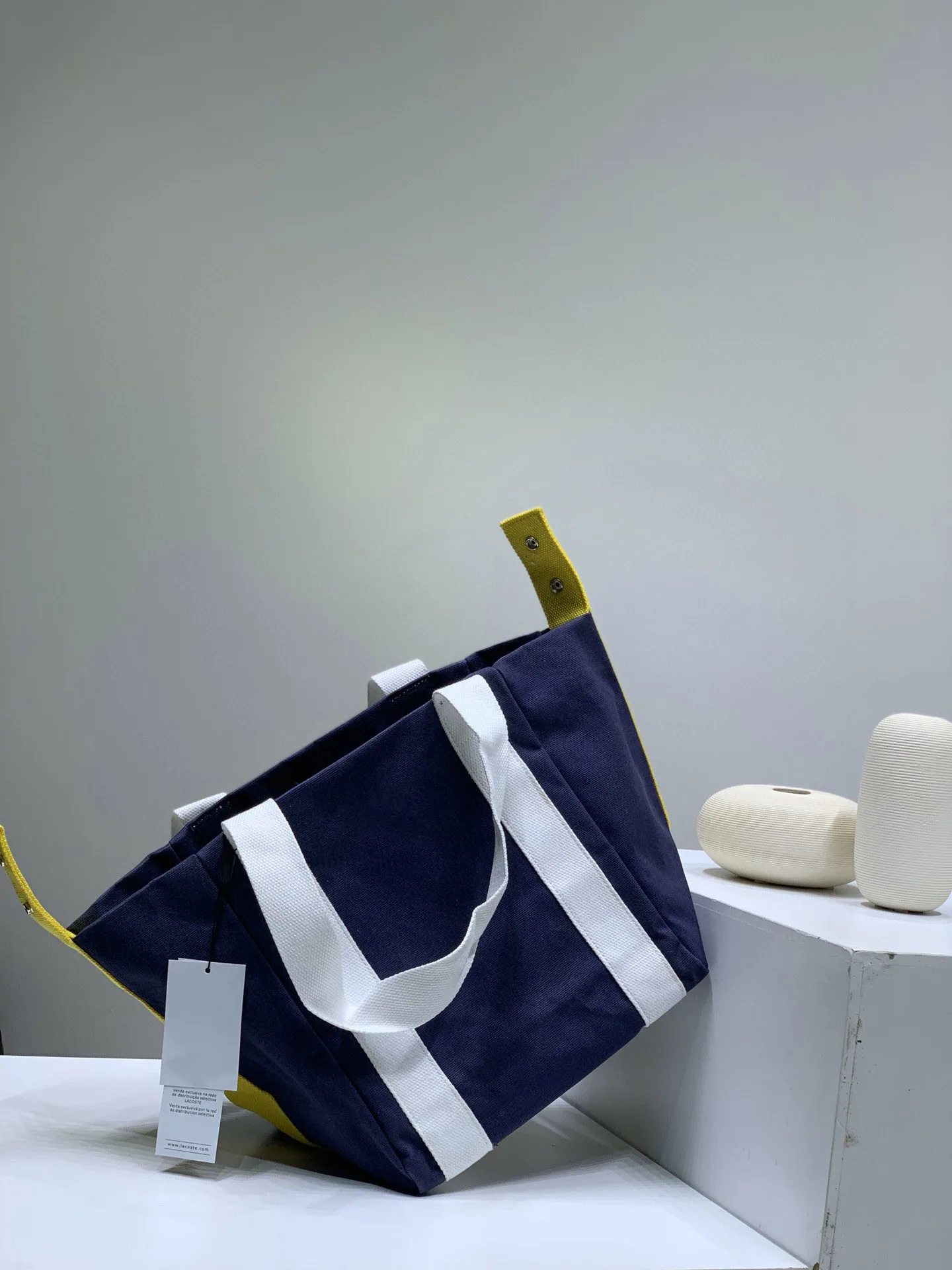 

Ladies One Shoulder Tote Bag Waterproof Nylon Canvas European and American Style 2021 New