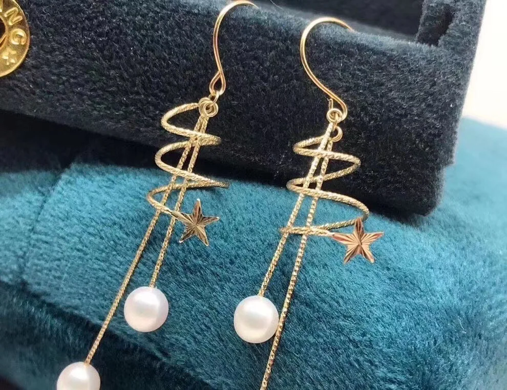 値段 Madalena Sarara 7-7.5ミリメートルaa海水アコヤ真珠18 18k女性イヤリングスパイラルメッシュスタースタイルAu750女性イヤリング