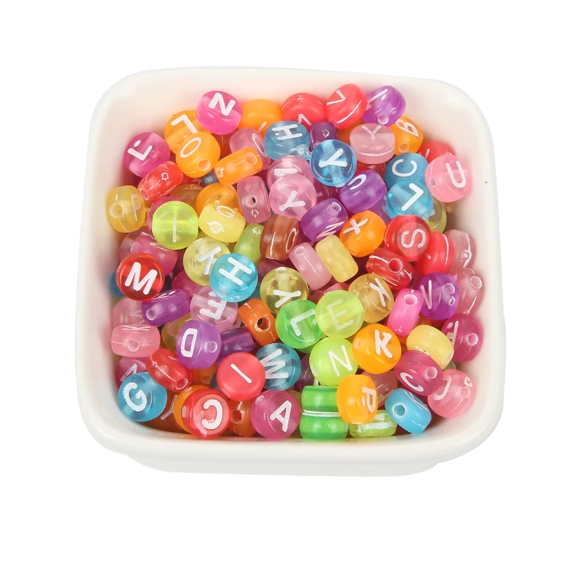 200 шт Смешанные разноцветными буквами акриловые бусины 7 мм для ювелирных изделий