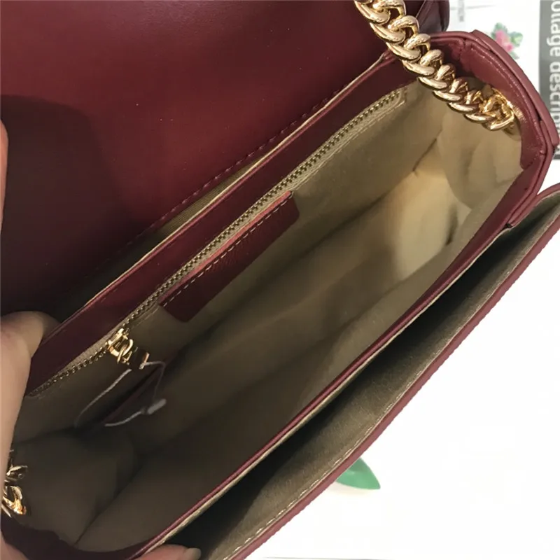 

New palm pattern leather chain small square bag retro fashion versatile One Shoulder Messenger manufacturer's women's bag
