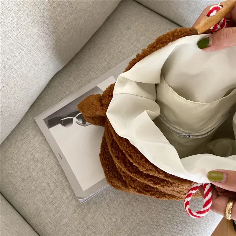 Маленькая плюшевая Сумка-тоут для женщин наручные сумочки из ткани ягненка