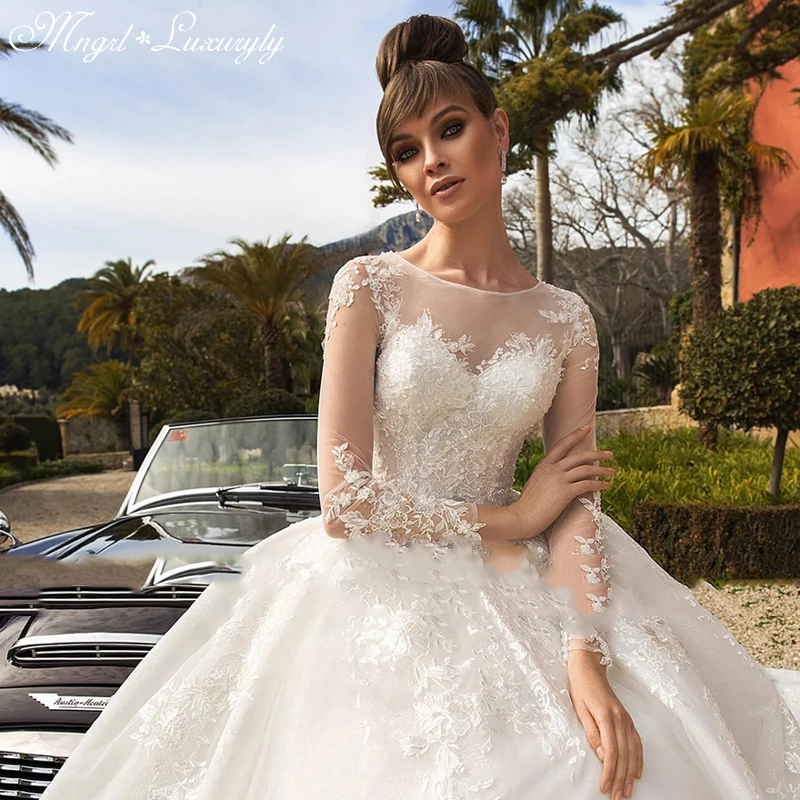 

Luxury Wedding Dresses Long sleeve Lace Applique Charming Gowns Back Button Design Court Train Wedding DressTailor-Made