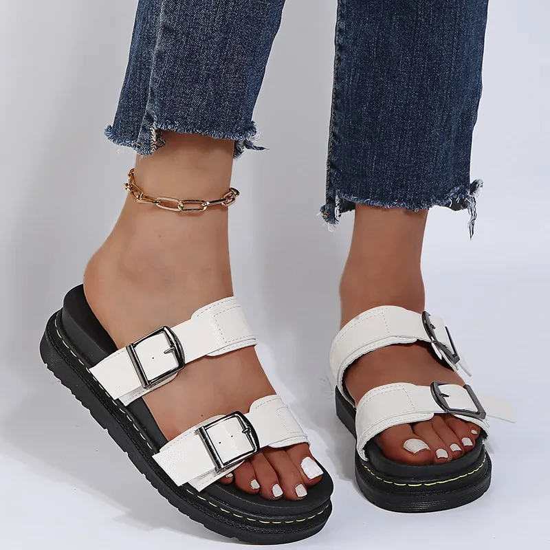 2021 New Women Real Leather Sandals Designer Buckles Shoes Women Flat Heels Solid Color Casual Lady Footwear Beach Sandals 43