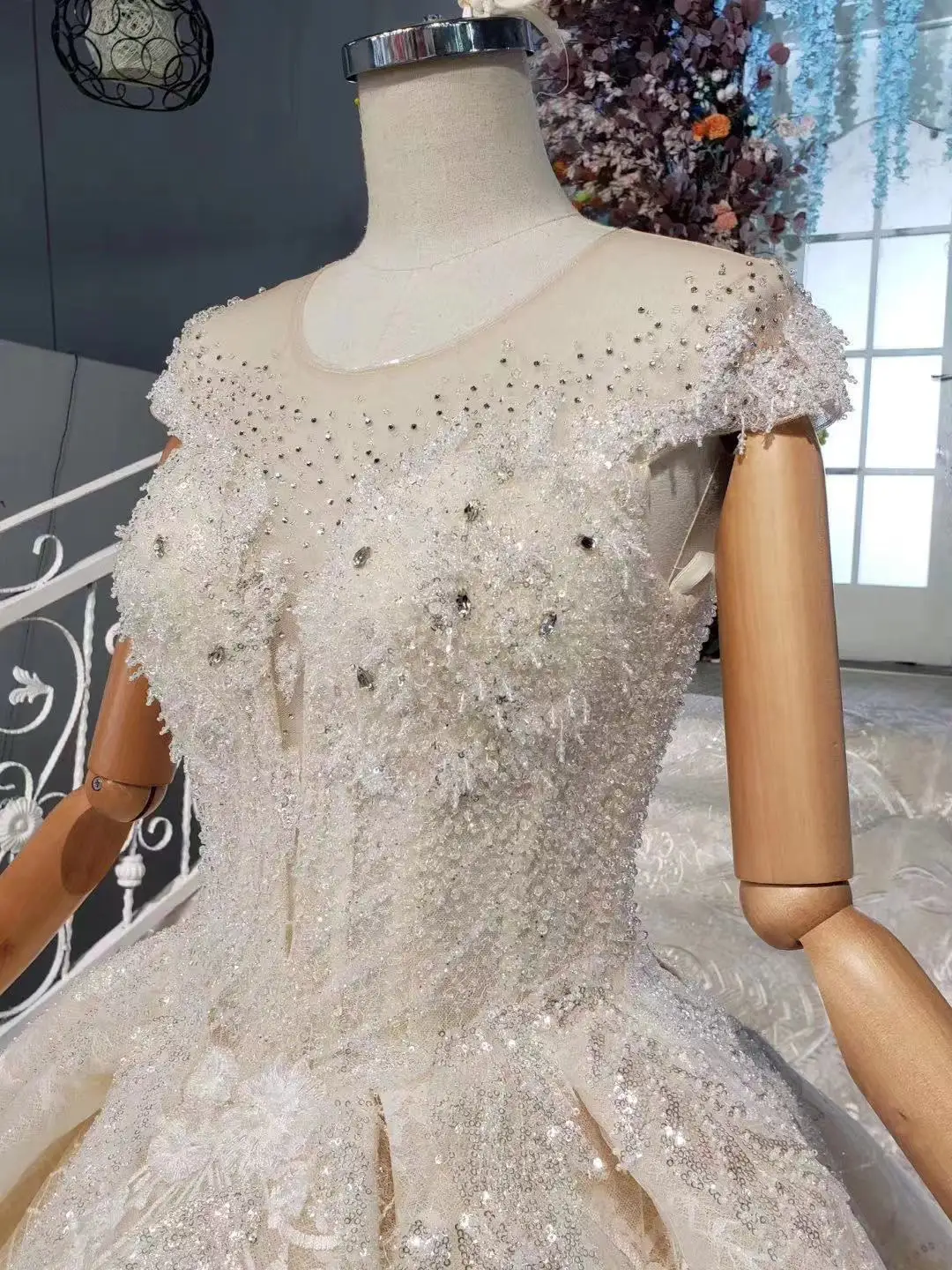 

Tulle African Sheer Crystals Lace Ball Gown Wedding Dess Princess Vestido De Noiva Country Plus Size Custom Muslim Bridal Gowns