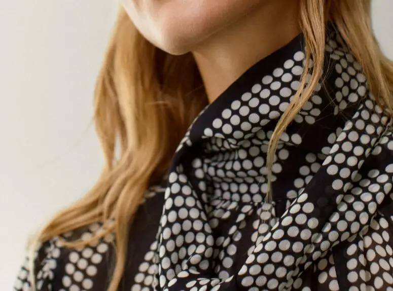 

2021 Women Shirt Autumn Wave Dot Printed Color Block Ladies Casual Knotted Shirt Top