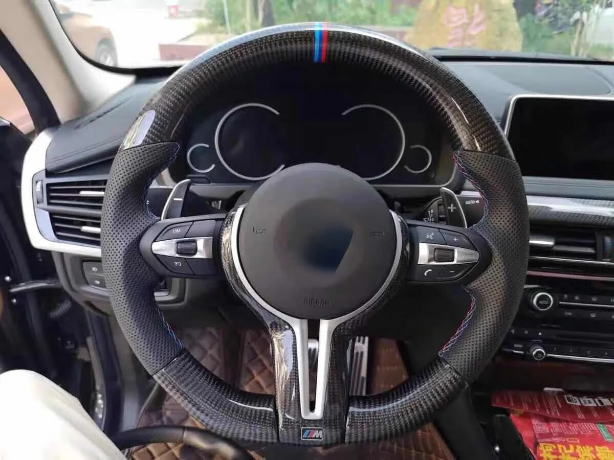

Carbon fiber steering wheel is suitable for BMW 123456 series F20 F22 F30 F32 F36 F10 F80 F82 F06 M2 M3M4 M5 M6 for all models.
