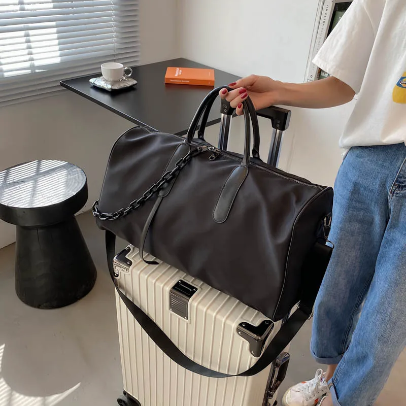 2021 Large Capacity Sports Nylon Handbag Male New Fashion Fitness Luggage Bag Female Training Bag 2021