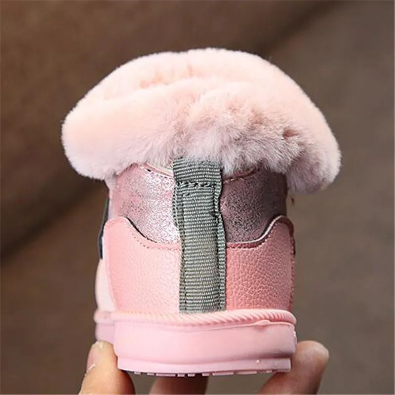 Сапоги детские из натуральной кожи милые ботинки с помпоном кроличьего меха для