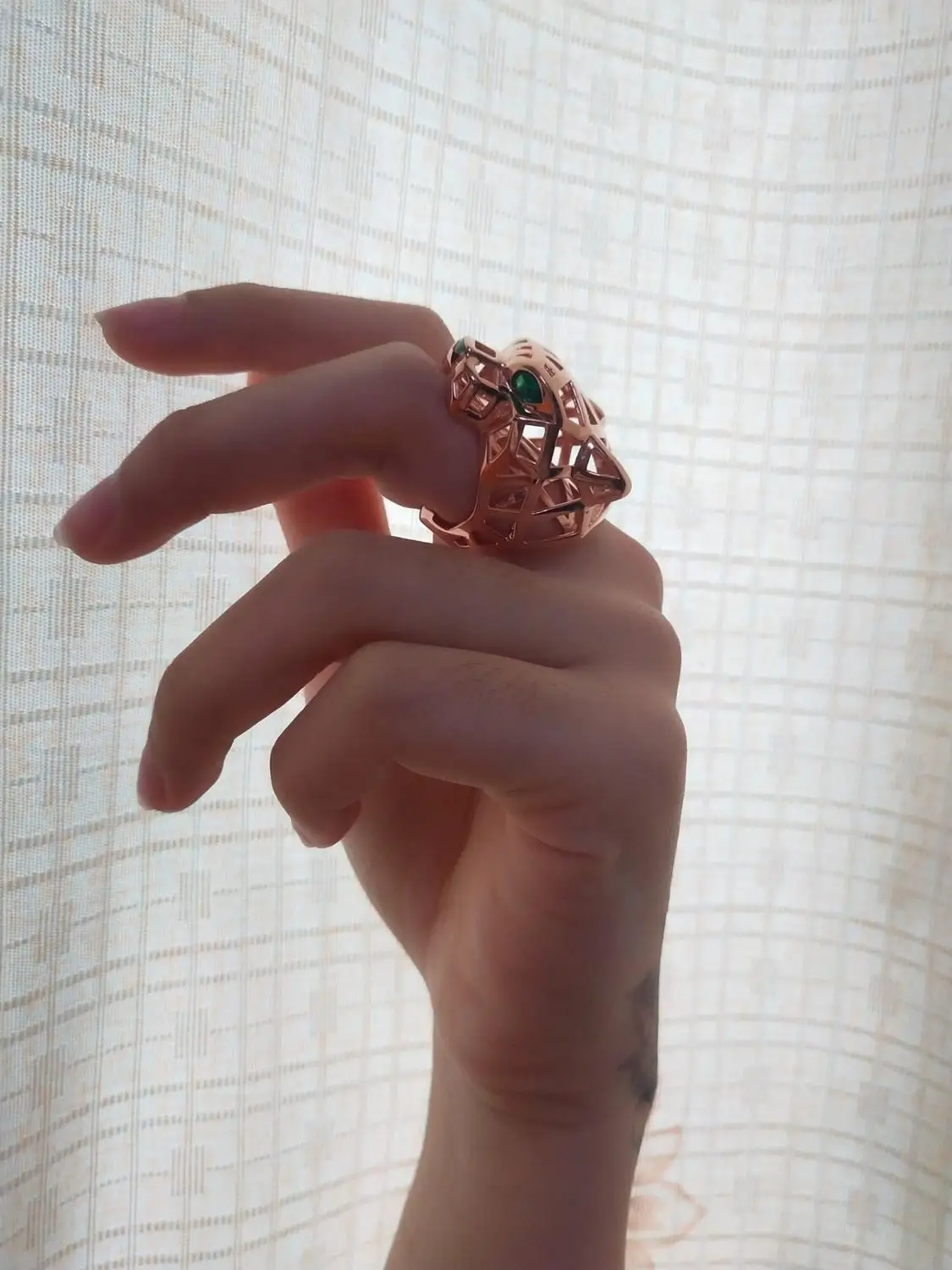 Модные 925 серебро гладкой кольцо с пантерой для мужчин и женщин зеленым глазом