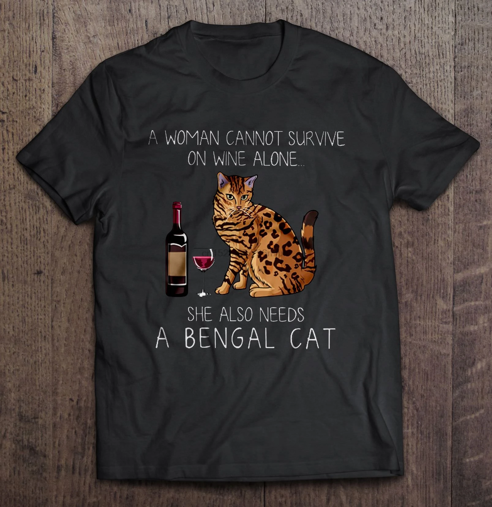 Мужская футболка женщина не может выживать на вино одна она также нужна