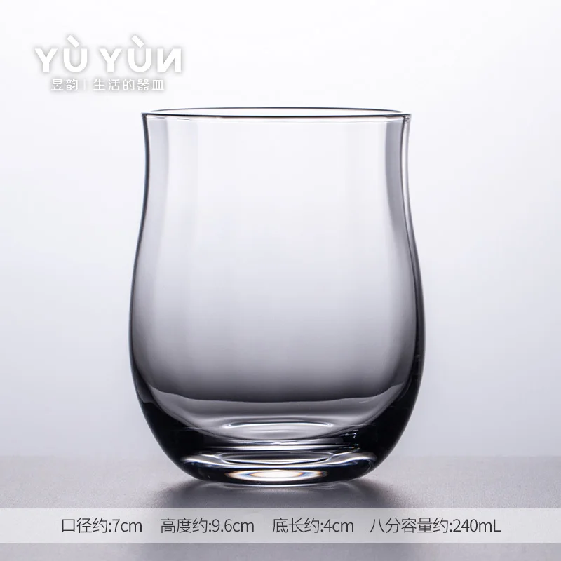 

Kitchen,Dining & Bar