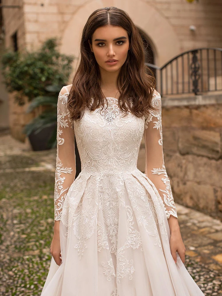 

YILIBER Lace wedding dress o-neck simple long sleeve wedding gown 3d flower embroidery applique bridal dresses big skirt