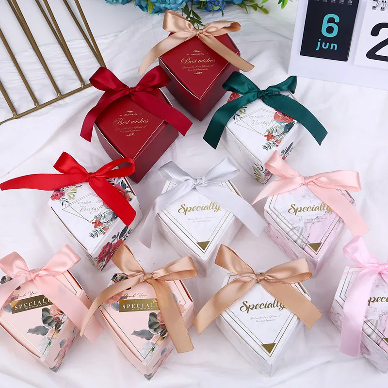 

20pcs Heart Shape Candy Boxes Wedding Christmas Gift Box Cookies Chocolate Boxes Birthday Party Gift Packaging Bag Party Supply