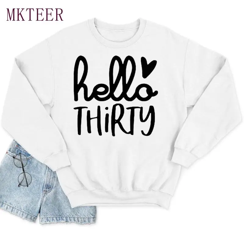 

Женский свитшот с круглым вырезом, принтом и надписью